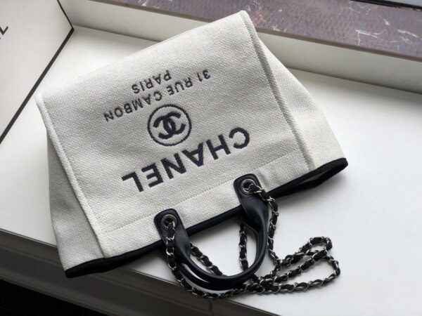 Chanel Deauville Tote 38cm Twill Canvas Bag Fall/Winter Collection White/Black - Image 4