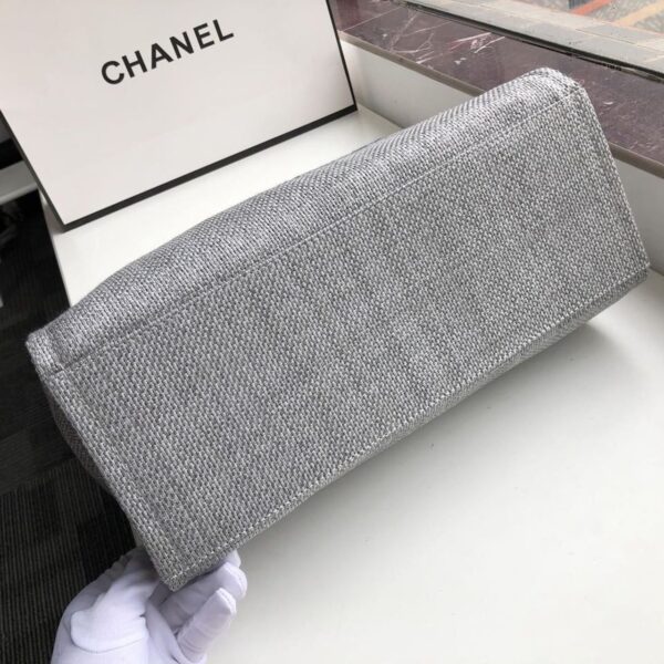Chanel Deauville Tote 38cm Raffia Canvas Bag Fall/Winter Collection Light Grey/Black - Image 7