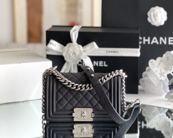 Chanel Mini Classic Flapbag 20cm Black