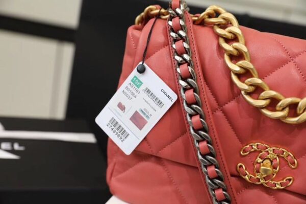 Chanel 19 Flap Bag 26cm Goatskin Leather Spring/Summer Act 1 Collection, Rose Pink - Image 9