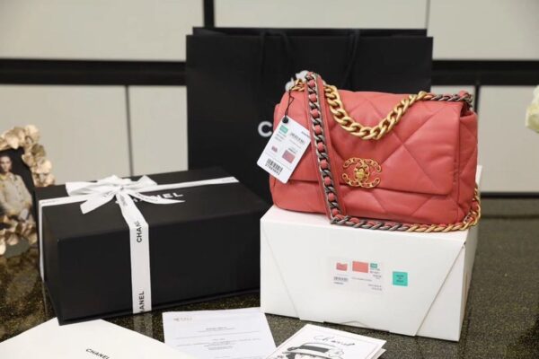 Chanel 19 Flap Bag 26cm Goatskin Leather Spring/Summer Act 1 Collection, Rose Pink - Image 12