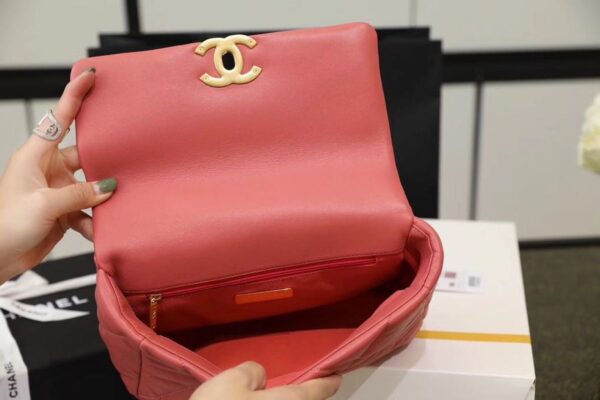 Chanel 19 Flap Bag 26cm Goatskin Leather Spring/Summer Act 1 Collection, Rose Pink - Image 16