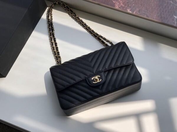 Chanel Chevron Classic Flap Bag 25cm Gold Hardware Caviar Leather Spring/Summer Collection Black - Image 3