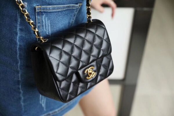 Chanel Classic Mini Flap Bag 18cm Gold Hardware Caviar Leather Spring/Summer Collection Black - Image 15