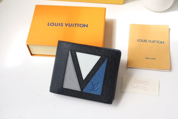 Louis Vuitton Multiple Wallet 12cm