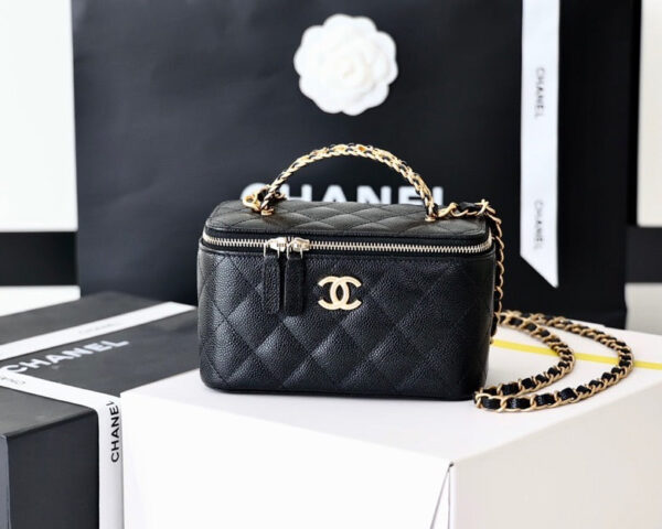Chanel Small Vanity Bag 17cm Black - Image 9