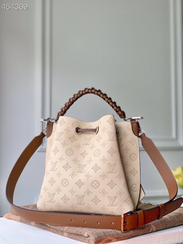 Louis Vuitton Muria Bag 22cm Mahina Calfskin Leather Spring/Summer Collection M55801 Cream - Image 8