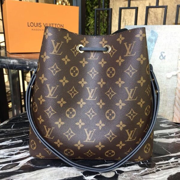 Louis Vuitton NoNo Bucket Bag Monogram Canvas Spring/Summer Collection M44020 Black - Image 5