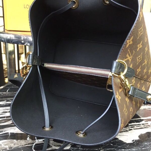 Louis Vuitton NoNo Bucket Bag Monogram Canvas Spring/Summer Collection M44020 Black - Image 15