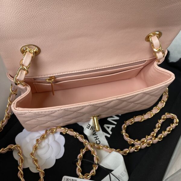Chanel Mini Classic Flapbag 20cm Pink - Image 4