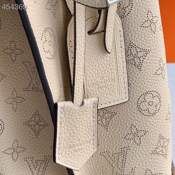Louis Vuitton Muria Bag 22cm Mahina Calfskin Leather Spring/Summer Collection M55801 Cream - Image 6