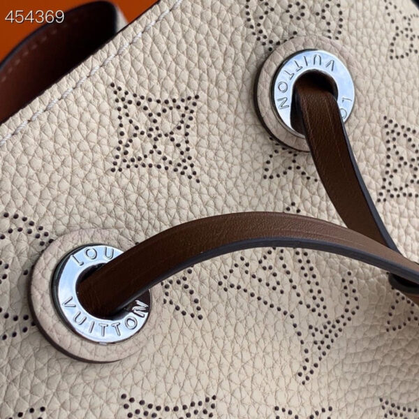 Louis Vuitton Muria Bag 22cm Mahina Calfskin Leather Spring/Summer Collection M55801 Cream - Image 3