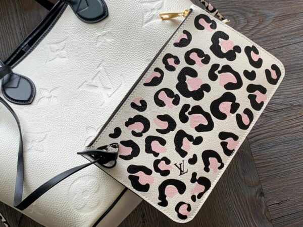 Louis Vuitton Neverfull MM Monogram Empreinte 31cm White - Image 6