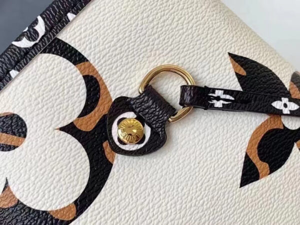 Louis Vuitton Neverfull MM Tote Bag 32cm Monogram Jungle Canvas Spring/Summer Collection M44716 Ivoire - Image 5