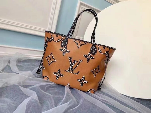 Louis Vuitton Neverfull MM Tote Bag 32cm Monogram Jungle Canvas Spring/Summer Collection M44716 Ivoire