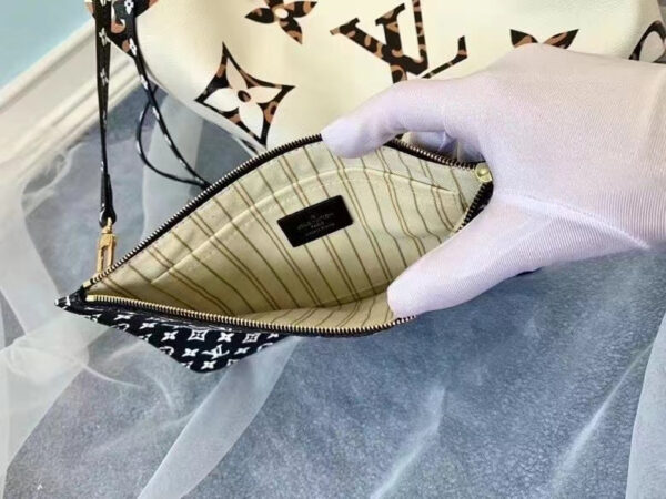 Louis Vuitton Neverfull MM Tote Bag 32cm Monogram Jungle Canvas Spring/Summer Collection M44716 Ivoire - Image 6