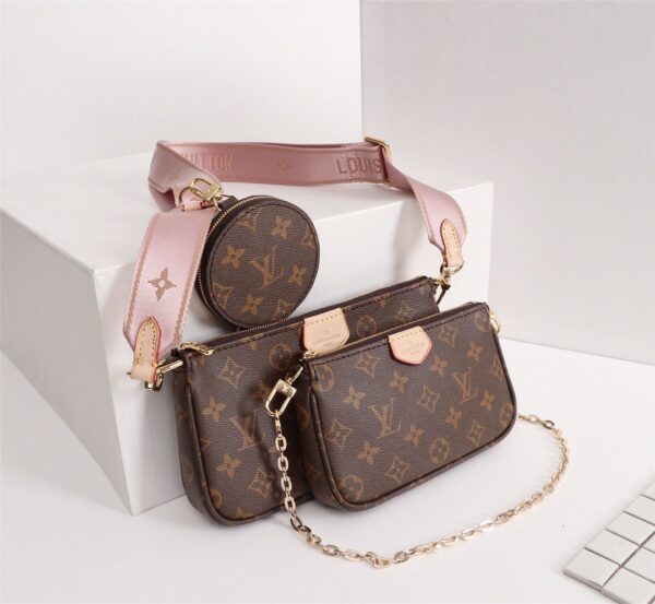 Louis Vuitton Multi Pochette Accessoires Monogram Canvas Fall/Winter Collection M44840 Rose Clair - Image 3