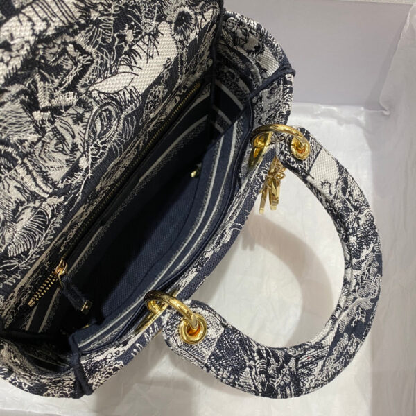 Christian Dior Medium Lady Dior Bag 24cm - Image 5