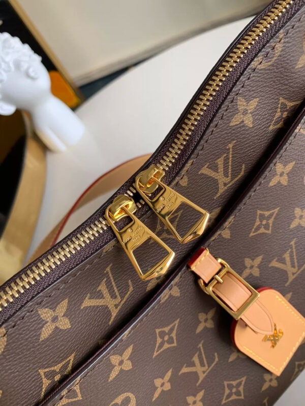 Louis Vuitton Odeon PM Monogram Canvas  28cm, Brown - Image 3