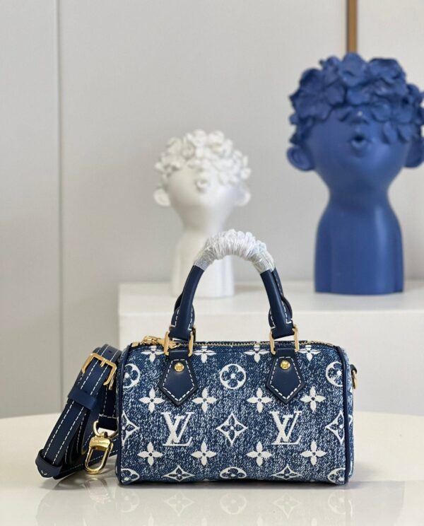 Louis Vuitton Nano Speedy in Monogram 16cm Blue