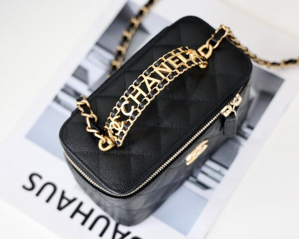 Chanel Small Vanity Bag 17cm Black - Image 2
