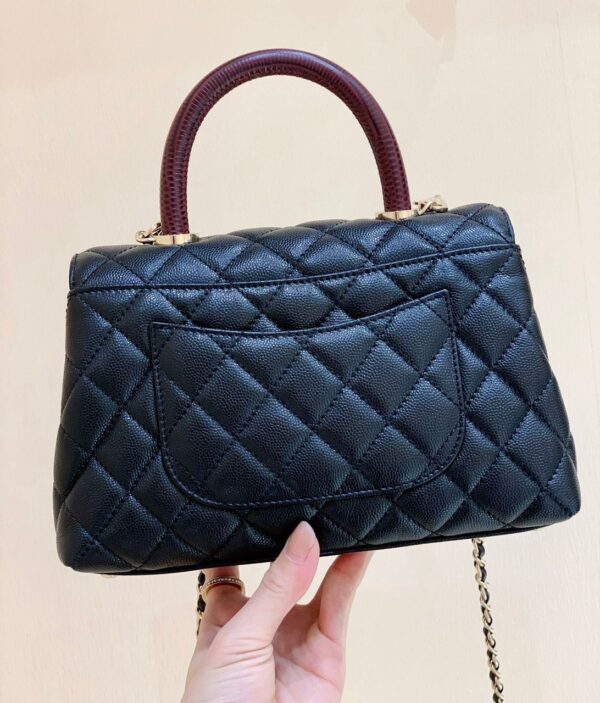 Chanel Coco Handle Quilted Lizard Handle Bag 24cm Caviar Leather Gold Hardware Spring/Summer Act 1 Collection Black - Image 8