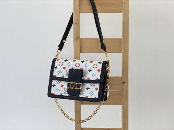 Game on dauphine mm bag - Image 5