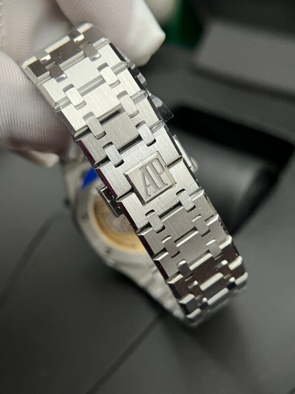 Audemars Piguet Royal Oak 15500ST Watch Gray Dial 41mm - Image 6