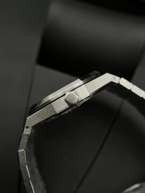 Audemars Piguet Royal Oak 15500ST Watch White Dial 41mm - Image 4