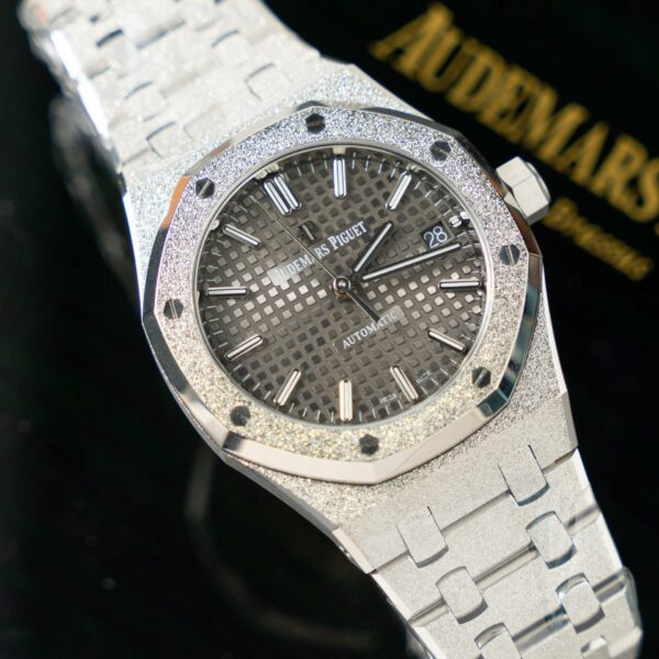 Audemars Piguet 15454 Fosted Gold Watch Grey Dial 37mm - Image 3