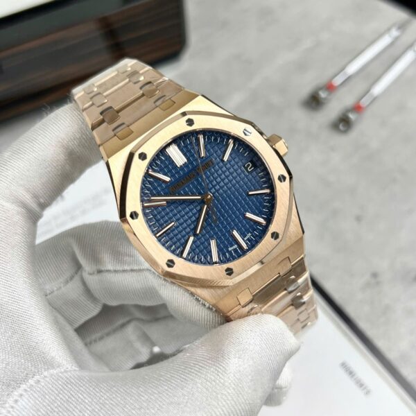 Audemars Piguet 15500 Watch Blue Dial 41mm - Image 3