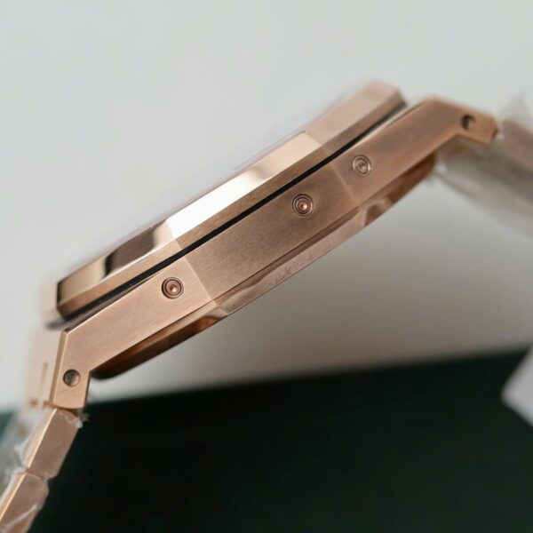 Audemars Piguet 26574 Blue Dial Watch 18K Gold Wrapped 41mm - Image 6