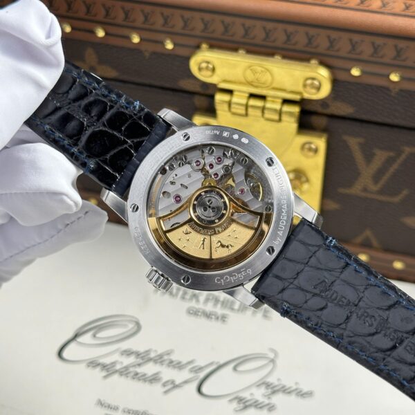 Audemars Piguet Code 11.59 Selfwinding 15210OR Watch Blue Dial 41mm - Image 11