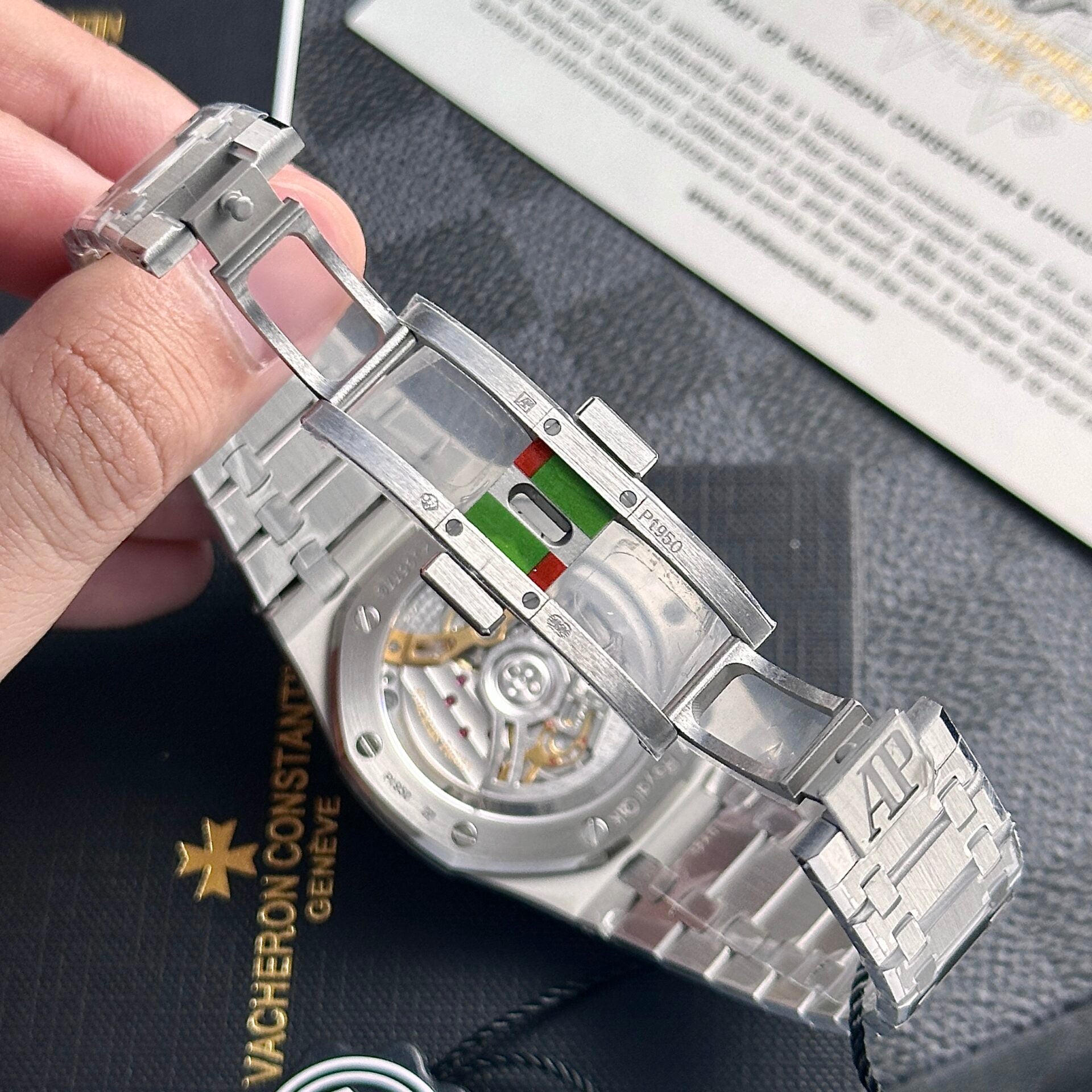 Audemars Piguet Royal Oak Jumbo 16202ST Watch Green Dial 39mm - Image 8