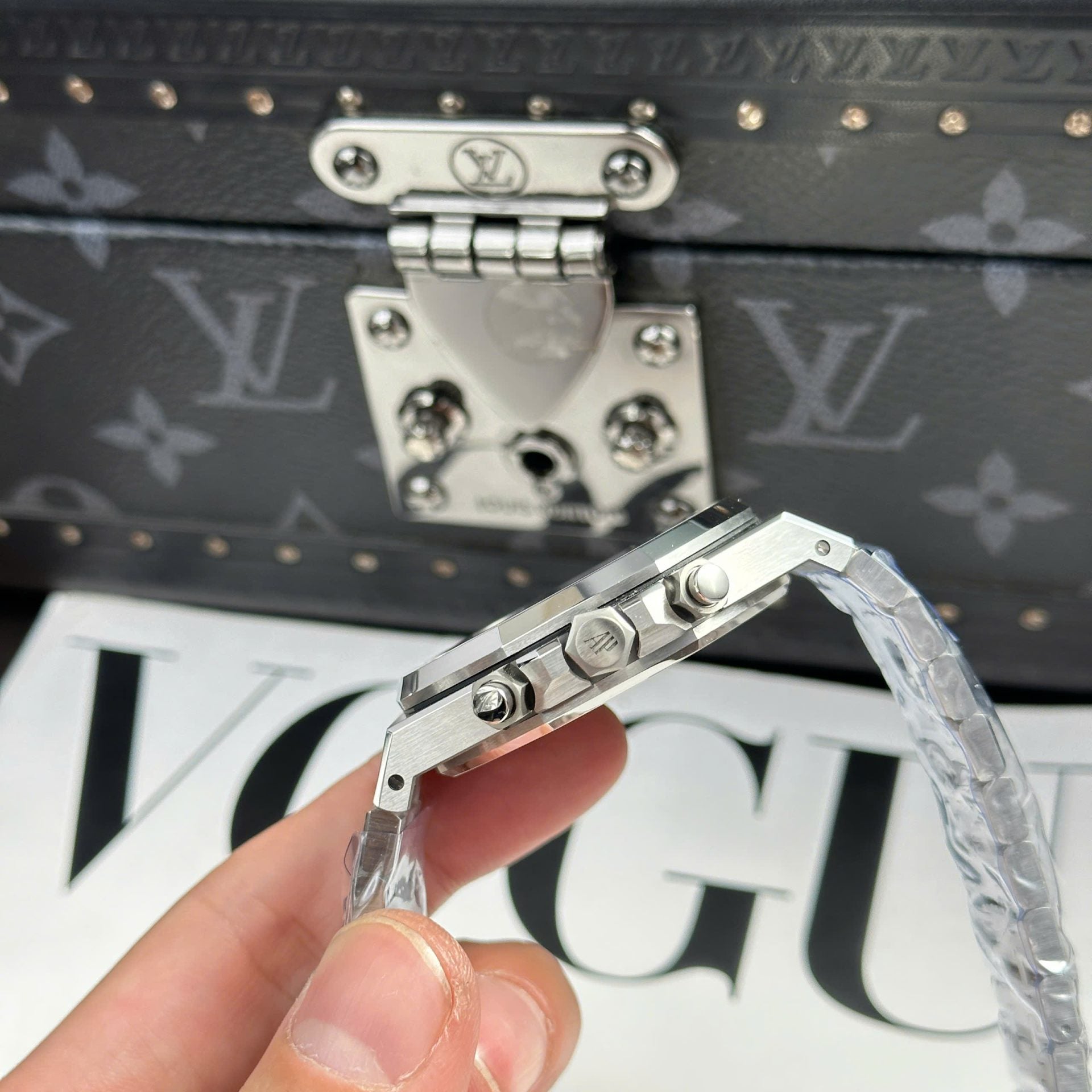 Audemars Piguet Watch Royal Oak 26331 Chronograph Dial Blue 41mm - Image 10