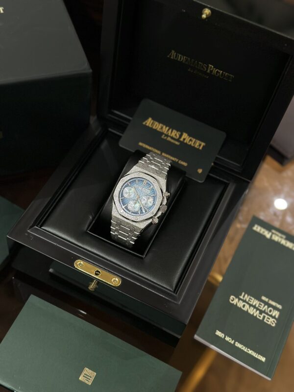 Audemars Piguet Royal Oak 26331BC Watch Frosted-Gold 41mm - Image 2
