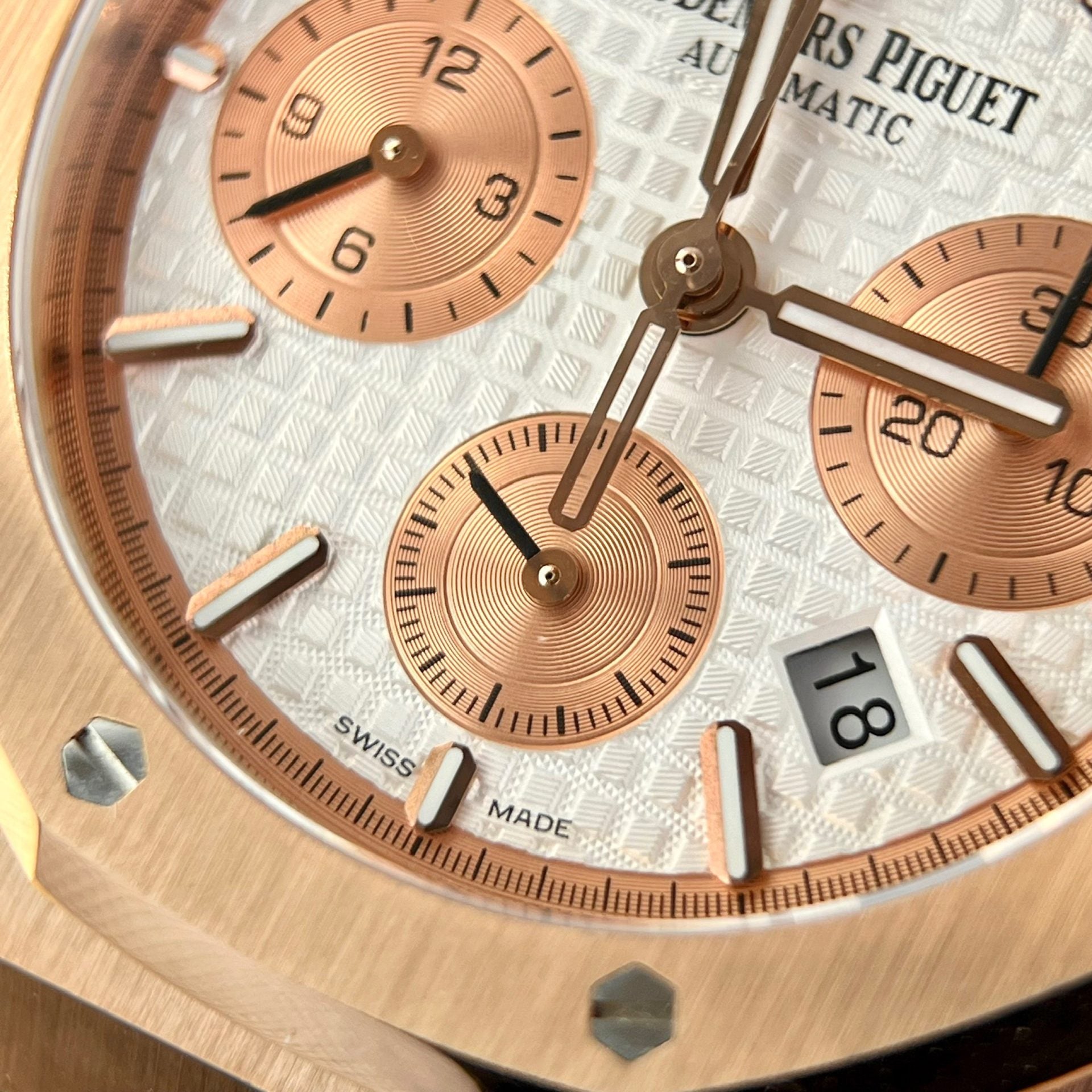 Audemars Piguet Watch Royal Oak 26331OR White Dial 41mm - Image 4