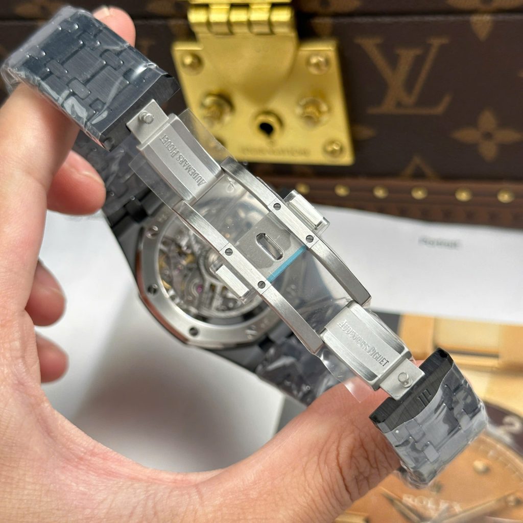 Đồng Hồ Audemars Piguet Replica 11 Royal Oak Chronograph 26240 Vỏ Gốm Mặt Xanh Than APS 41mm (2)