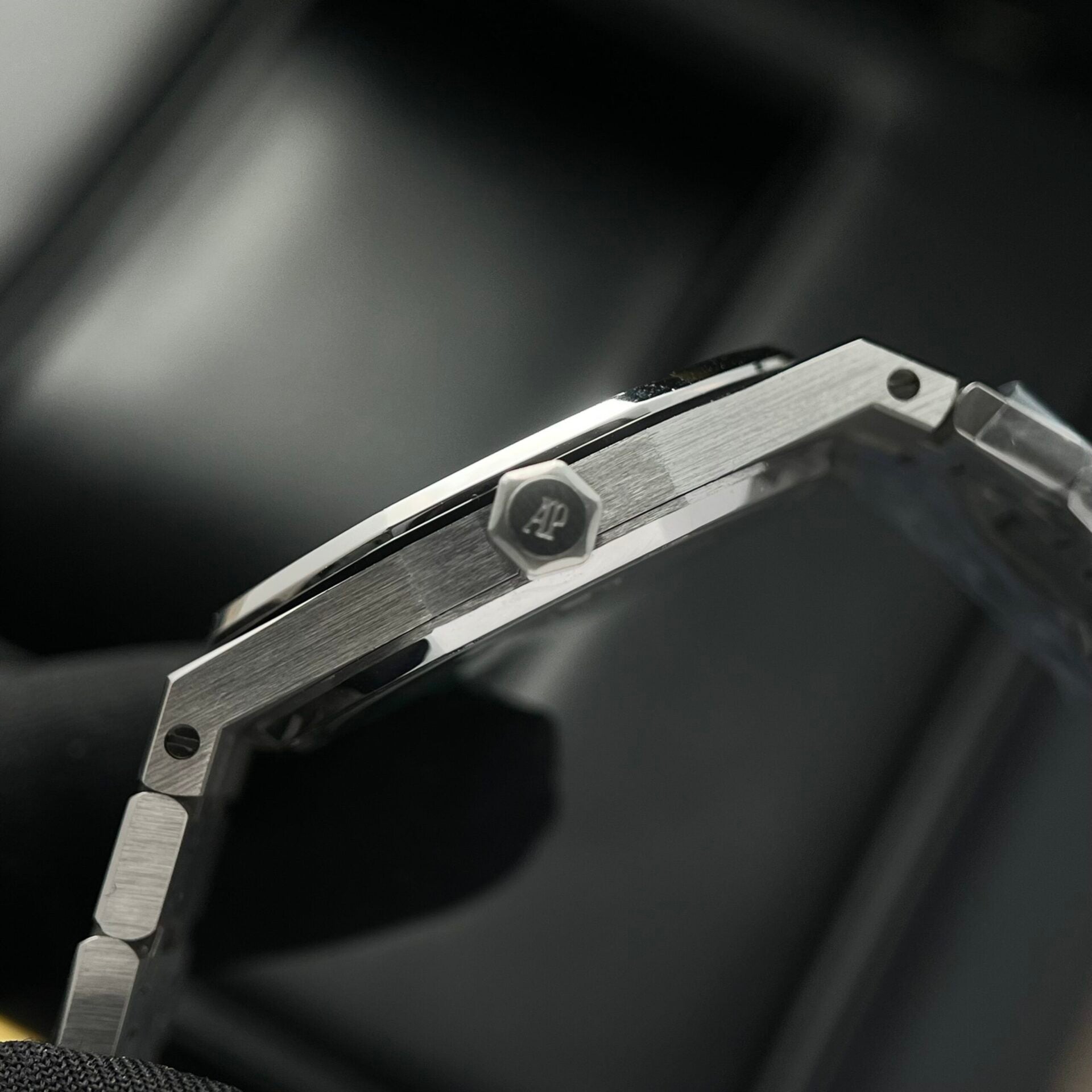 Audemars Piguet Watch Royal Oak Womens Dial Blue 34mm - Image 4