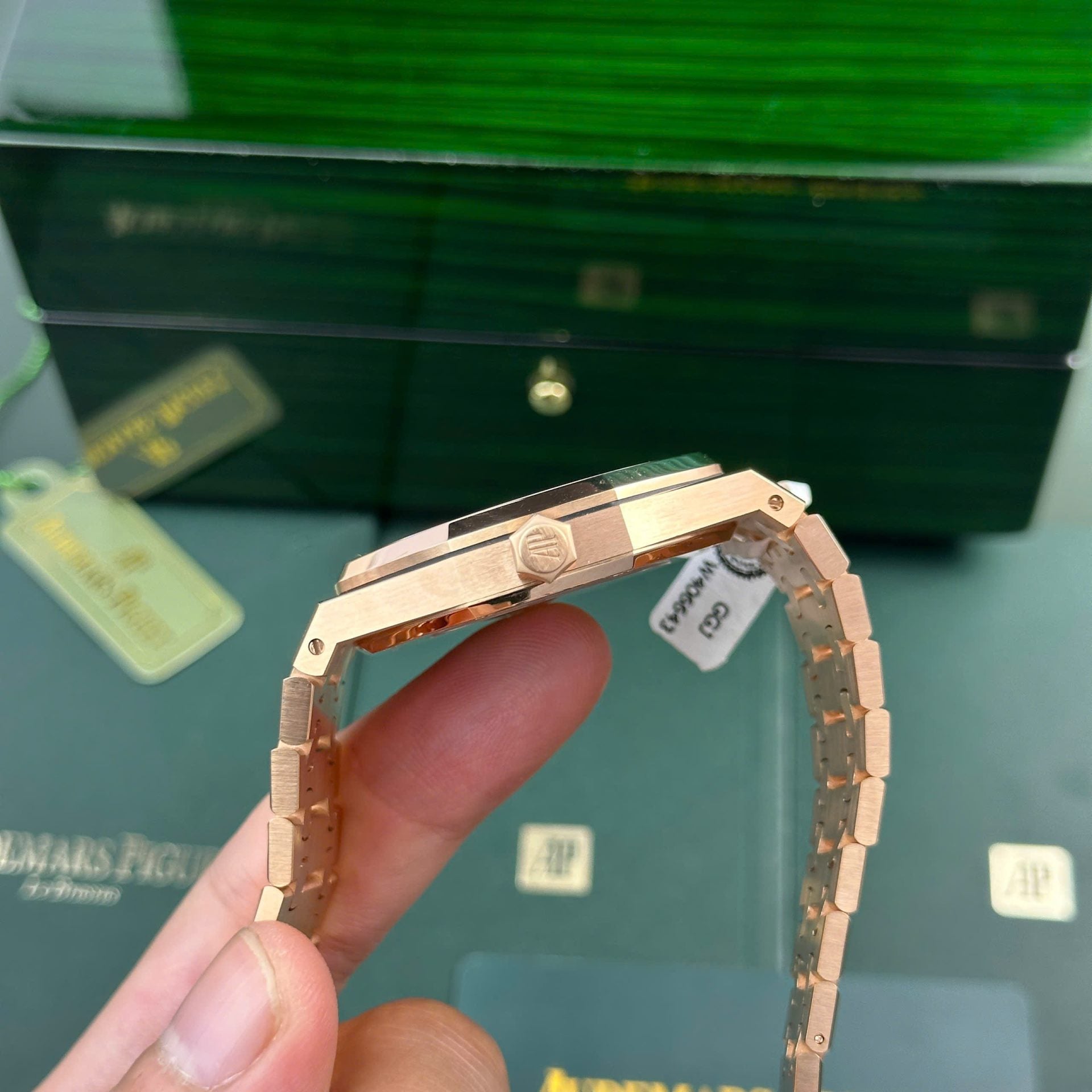 Audemars Piguet Watch Royal Oak 15400 Gold Wrapped Black Dial 41mm - Image 5