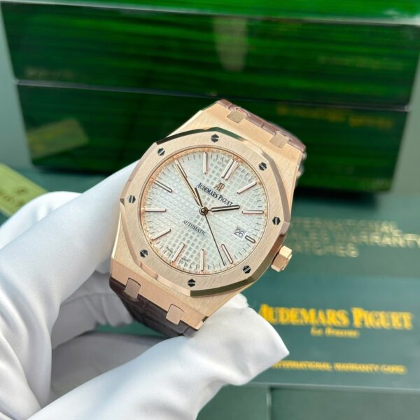Audemars Piguet Royal Oak 15400 Rose Gold Watch White Dial 41mm - Image 4