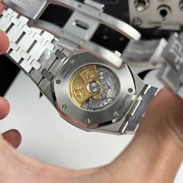 Audemars Piguet Royal Oak 15400ST Watch Blue Dial Metal Wire 41mm - Image 10