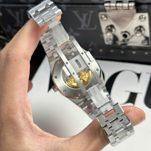 Audemars Piguet Royal Oak 15400ST Watch Black Dial Metal Wire 41mm - Image 12