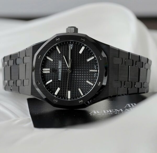 Audemars Piguet Royal Oak 15500 Watch Black Ceramic 41mm - Image 3
