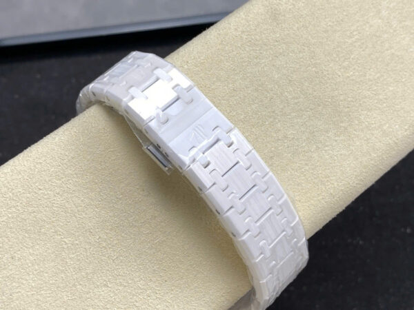 Audemars Piguet Royal Oak 15500 Dial Black Watch White Ceramic 41mm - Image 12