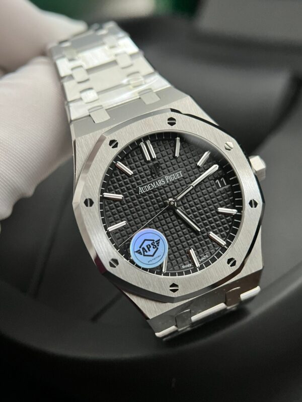 Audemars Piguet Royal Oak 15500ST Watch Black Dial 41mm - Image 3