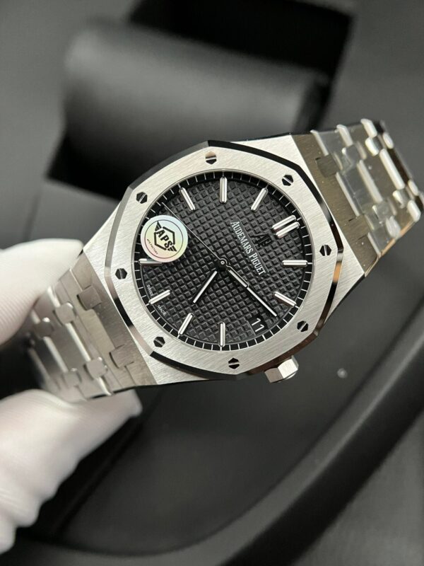 Audemars Piguet Royal Oak 15500ST Watch Black Dial 41mm - Image 2