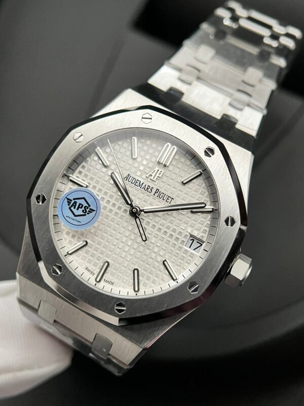 Audemars Piguet Royal Oak 15500ST Watch White Dial 41mm - Image 3