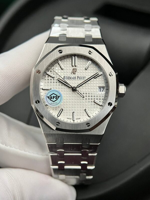 Audemars Piguet Royal Oak 15500ST Watch White Dial 41mm