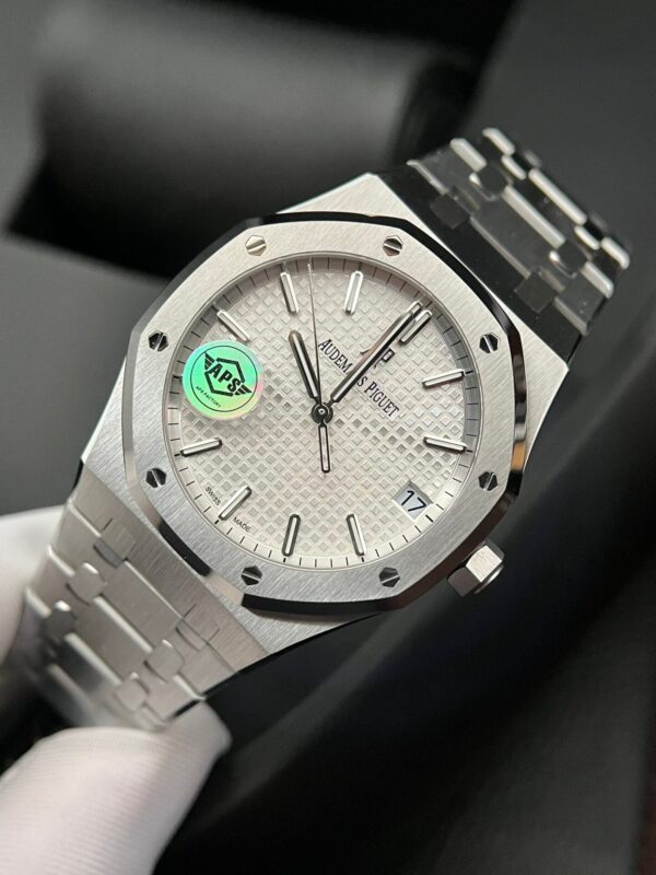 Audemars Piguet Royal Oak 15500ST Watch White Dial 41mm - Image 2